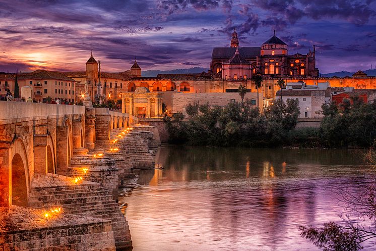 DEST_SPAIN_CORDOBA_BRIDGE_GettyImages-1341825245_Universal_Within usage period_87877