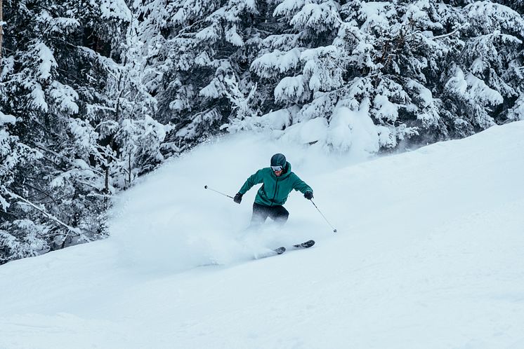 Svindal_Action_Porsche_Ski