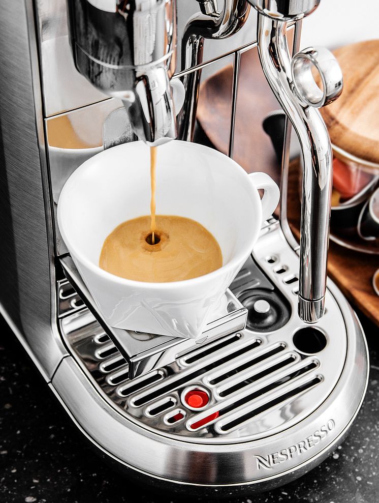 Nespresso Creatista Plus 1