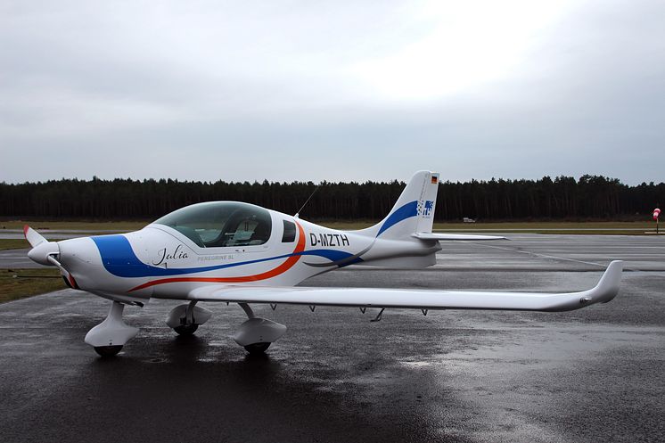 TH Wildau mit Forschungsflugzeug und Messdrohnen auf der Luftfahrtmesse AERO in Friedrichshafen