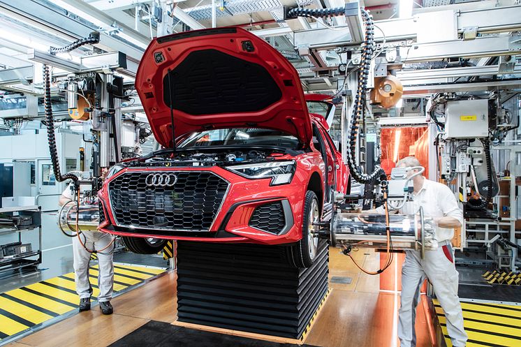 Audi A3 Sportback på produktionslinjen på Audi-fabrikken i Ingolstadt