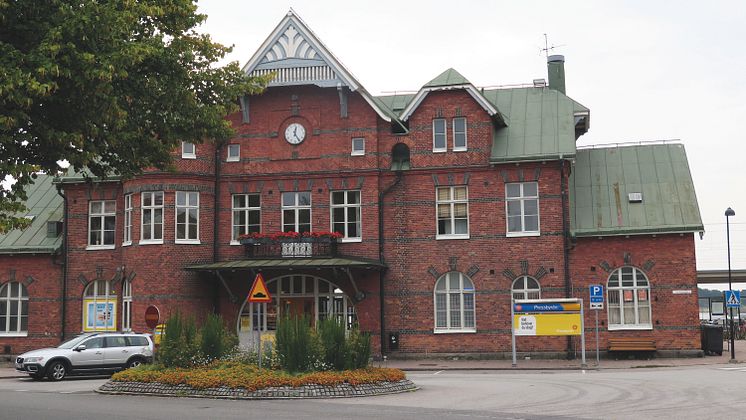 Järnvägsstationen CMYK