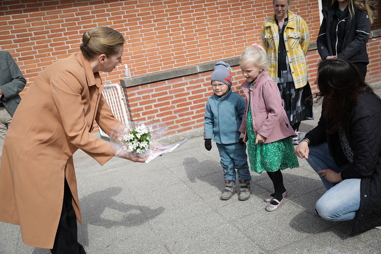 Mette Frederiksen besøger Aavangen i Terndrup 2