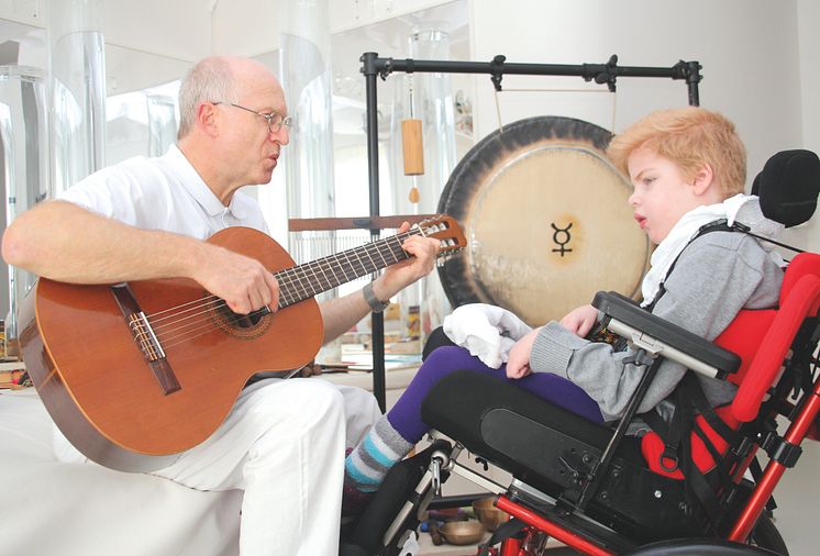 Klangtherapie im Kinderhospiz Bärenherz