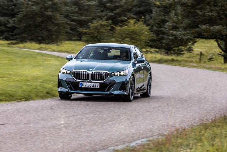 BMW i5