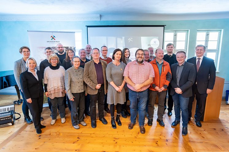 Welterbe Gastgeber und Gästeführer_Gruppenfoto_Foto TVE_Dirk Rückschloss