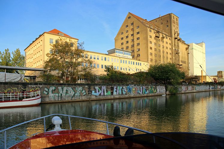 Canito sull' acqua - Kulinarische Schifffahrten in Leipzig - Lindenauer Hafen