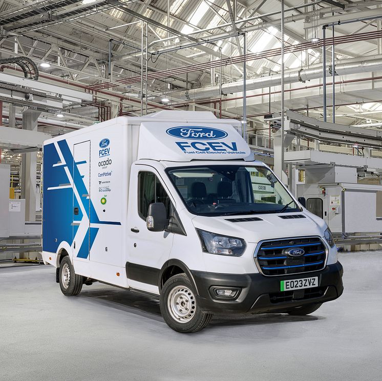 Ford_E-Transit_hydrogen_trial_front