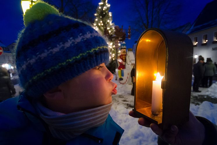 Wir blasen jetzt die Lichter aus - so das Motto in Olbernhau zur Lichtmess 