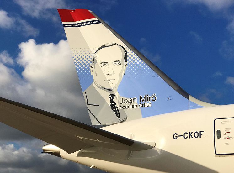 G-CKOF Joan Miró - cola del Dreamliner