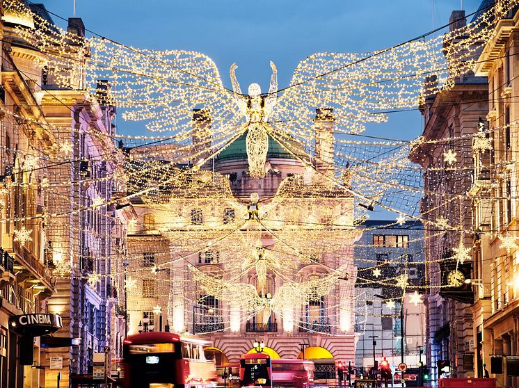 London Christmas Market Low