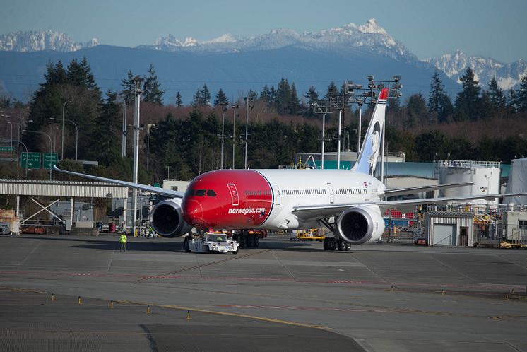 Dreamliner 787-9 EI-LNI "Greta Garbo" despegando de Seatlle.