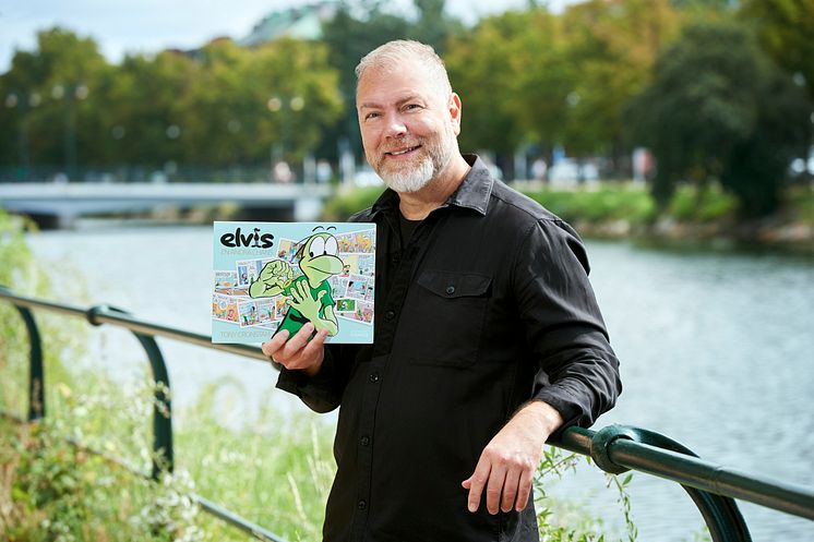 Tony Cronstam med nya boken Elvis en andra chans