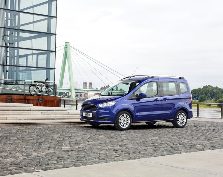 Nye Ford Tourneo Courier 