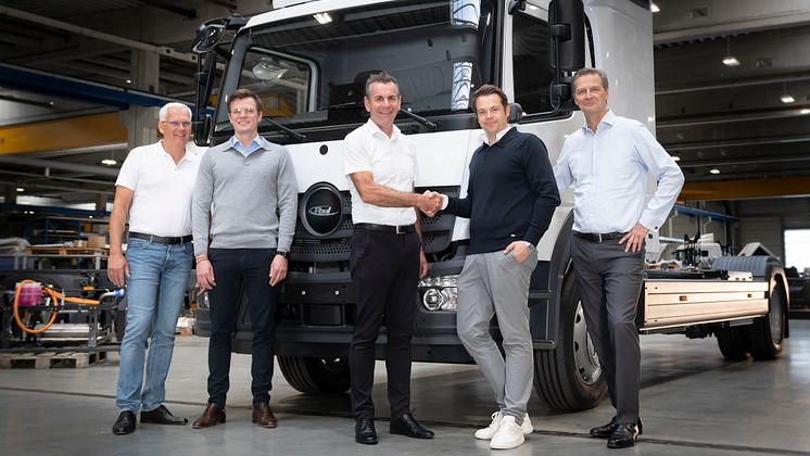 Hoyer und Paul Group gehen strategische Partnerschaft ein