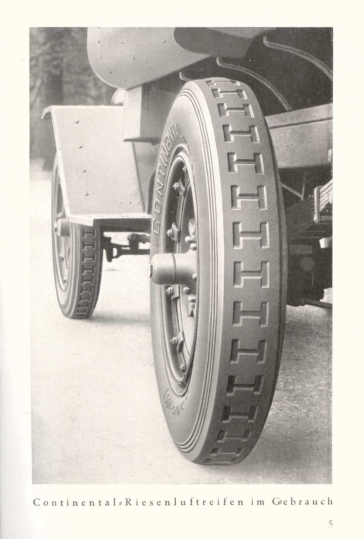 1921_Continental_Giant Pneumatic Tire.jpg