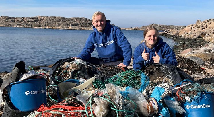 Mikaela, Lukas after cleanup Ulebergshamn 2022