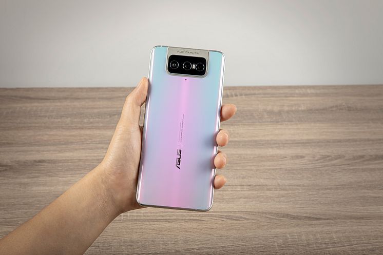 ZenFone 7