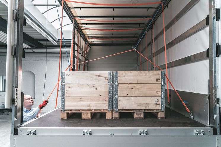 Gurtliftsystem HESTAL CargoMaster_© F. Hesterberg & Söhne GmbH & Co. KG