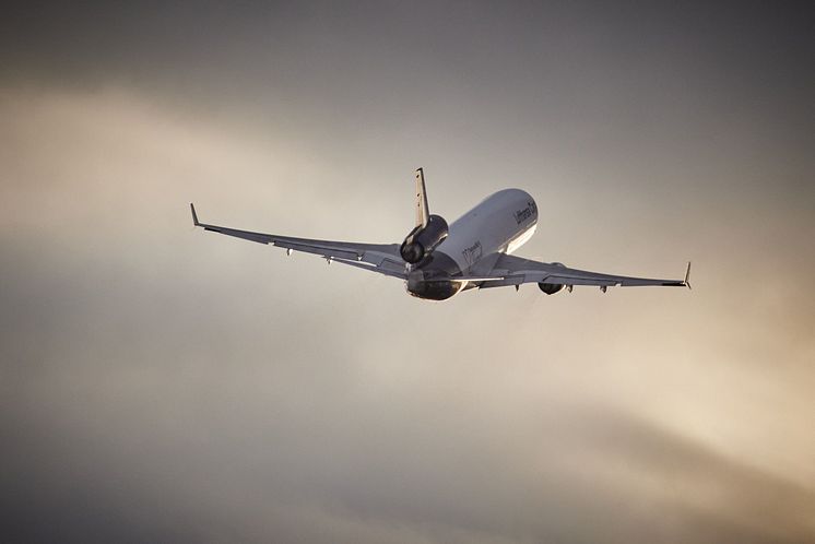 MD-11F_takeoff_FRA