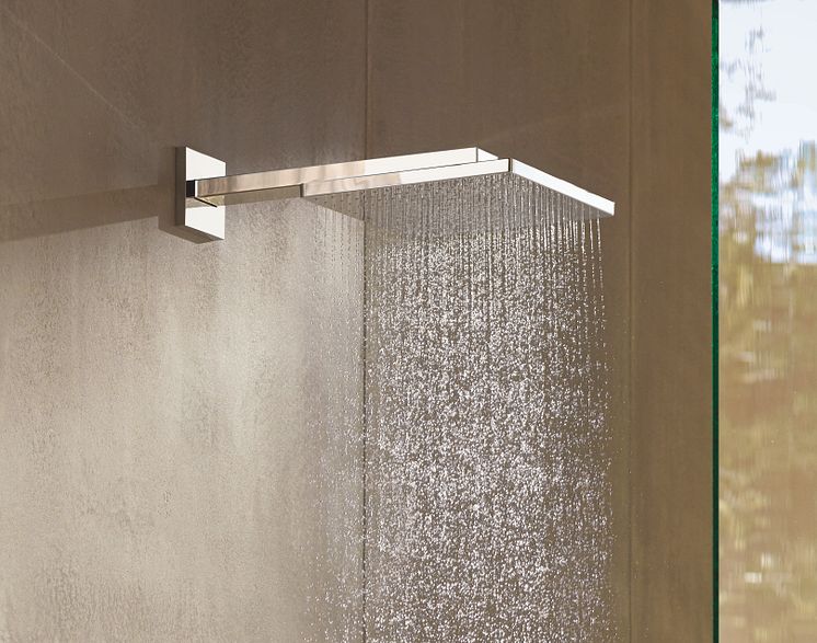 hansgrohe Raindance E huvuddusch close-up