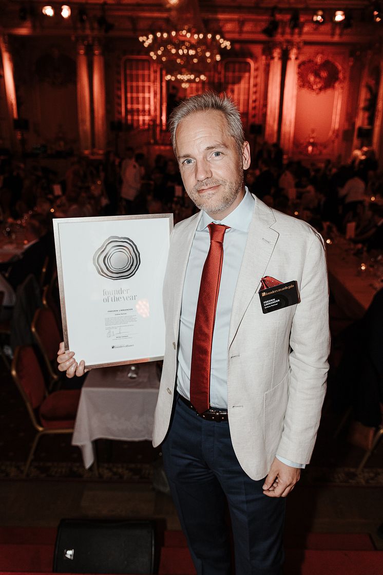 Fredrik Linnander Founder of Online Partner Earns Prestigious Silver Founder of the Year Small Size Companies Award for Pioneering Expertise in Google Cloud Services by Founders Alliance