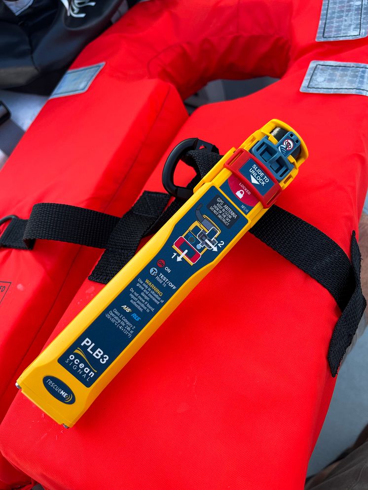 Ocean Signal rescueME PLB3 (lifejacket)