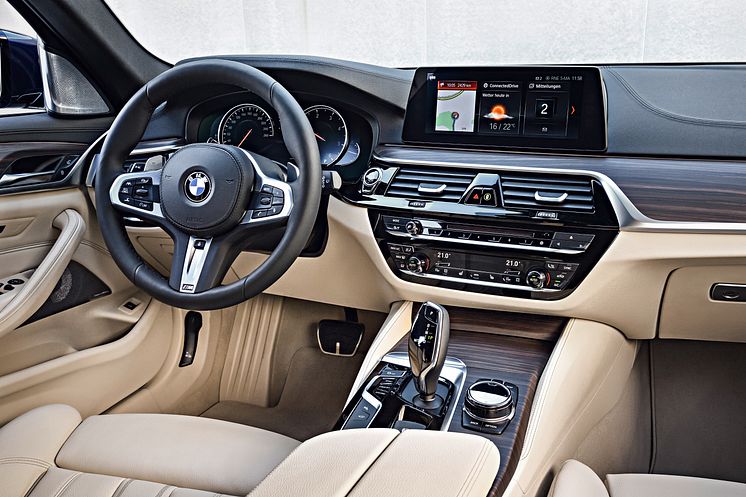BMW 530dx Drive Touring - interiør