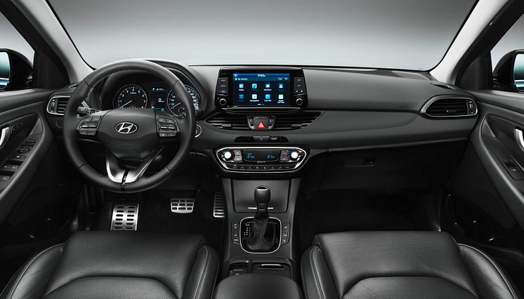 hyundai_i30_interior_2_black