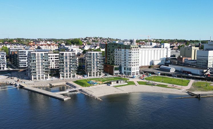 Donebilde Rabben, Verket Brygge I og Hotel Riviera. Foto: Texas v/Svein Petter Nilssen