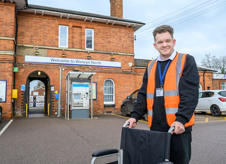 Ross Chapman, ready to assist, at Welwyn North 2