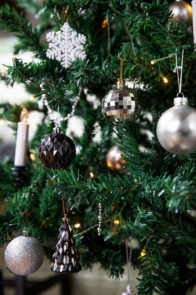 Rusta_2022_S4_ChrismastreeOrnament-4-I