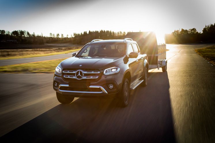 Mercedes-Benz X-Klass på svensk mark