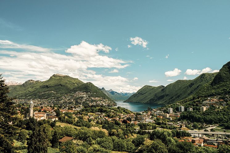 ST_3x2_Montagnola-Panorama-of-Lugano_c_Milo Zanecchia