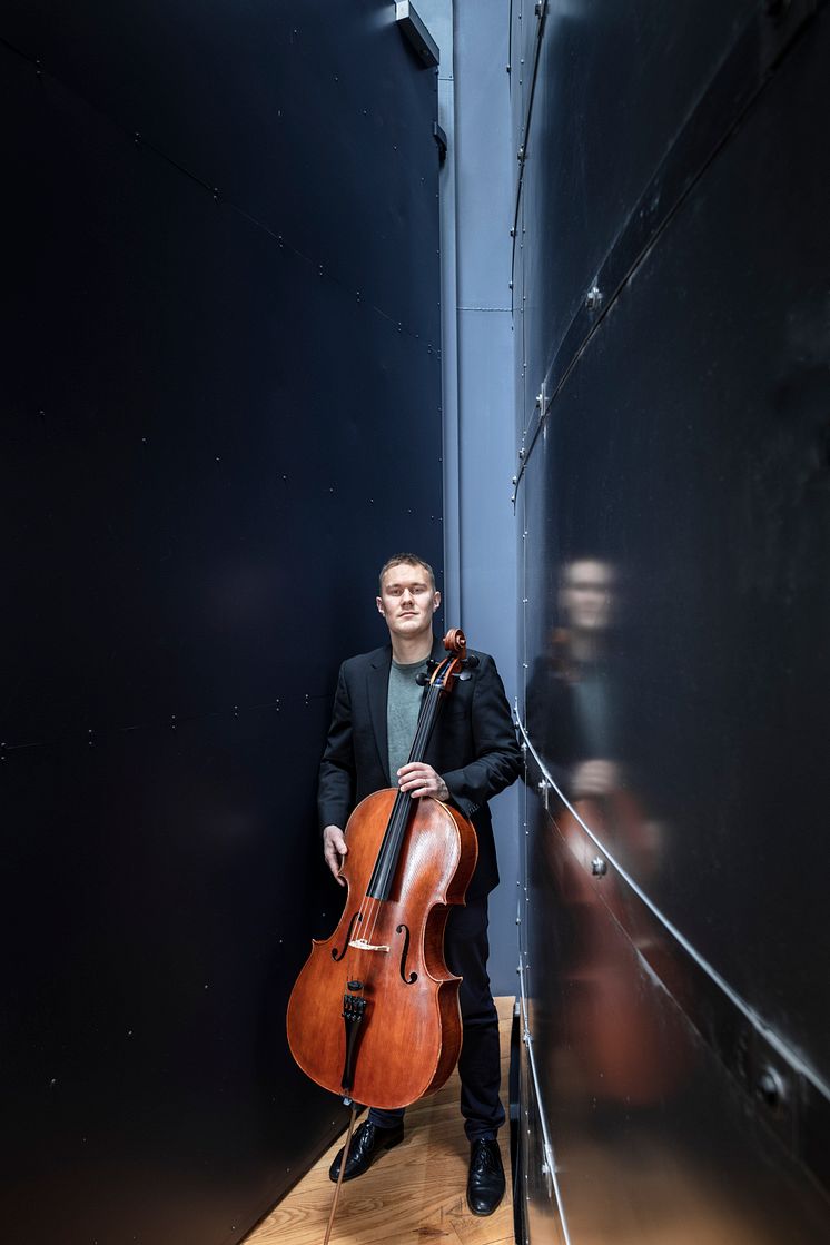 Pelle Hansen, cello