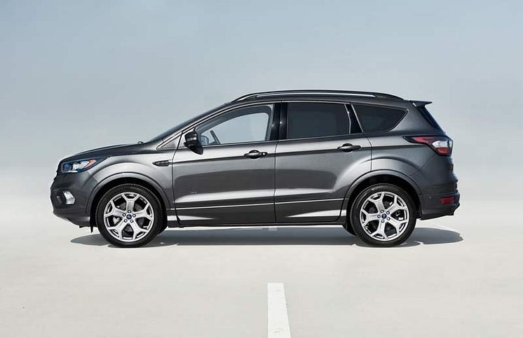 Ford_2017_Kuga_Grey_2_s