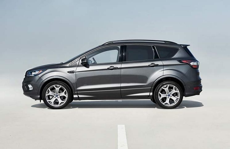 Ford_2017_Kuga_Grey_2_s