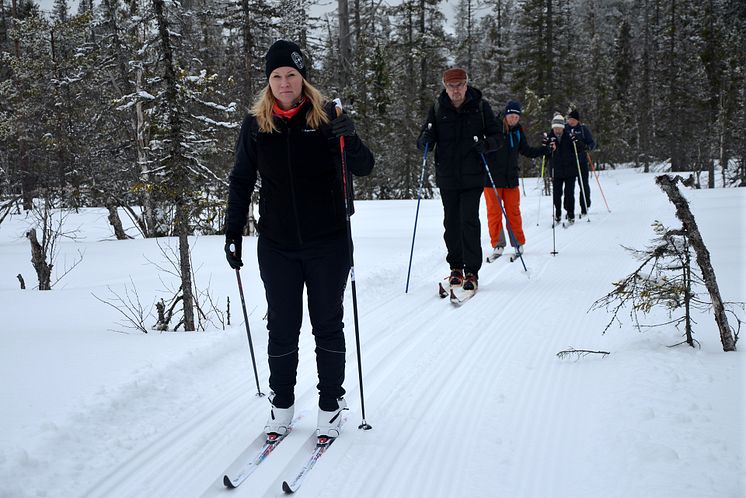 Skidor-Marie-Ehlin-Mikael-Thalin-Henny Sahlin-Ylva-Thörn.JPG