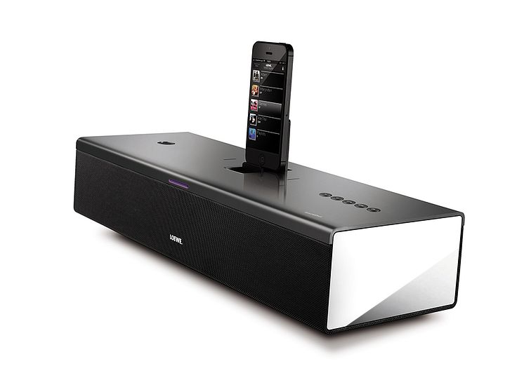 Loewe SoundPort Compact, Aluminum Black, iPhone docked