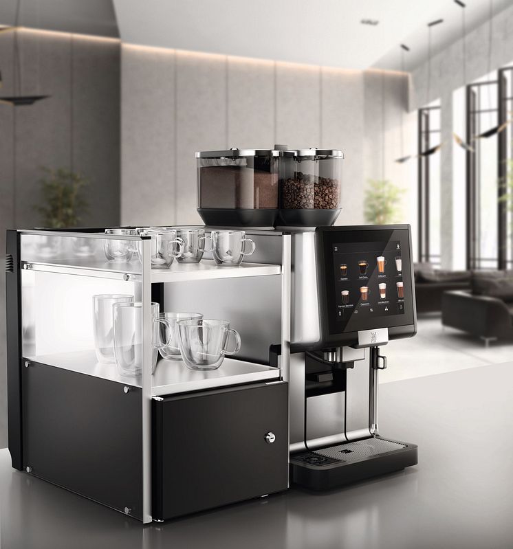 WMF_Coffee_Machines_CupnCool_wide_5000Splus_Mood_SideLeft_en_10243.jpg