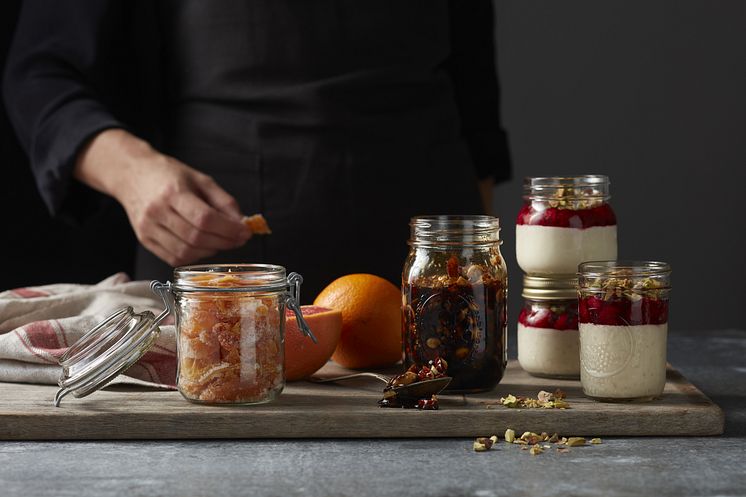 Candied-fruit-peel-syrup-nuts-pannacotta-rice-pudding-NZG-35212- Foto_Caroline_Tengen_jpg.jpg