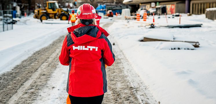 Hilti-Winter-02.jpg