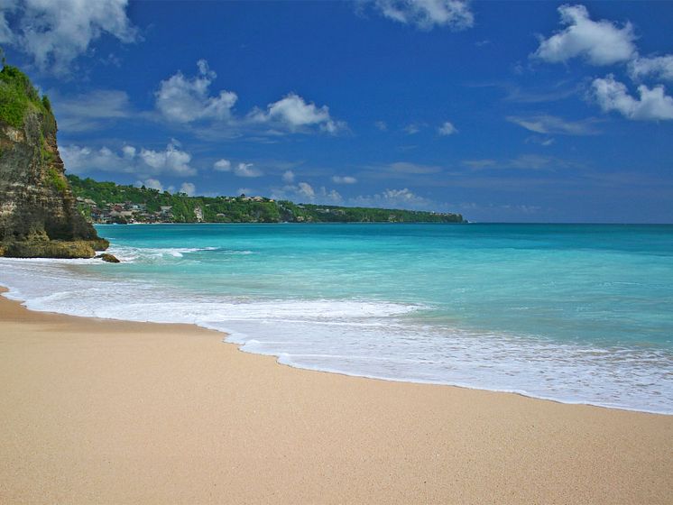Dreamland-Beach.jpg