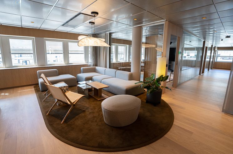 Lounge.jpg
