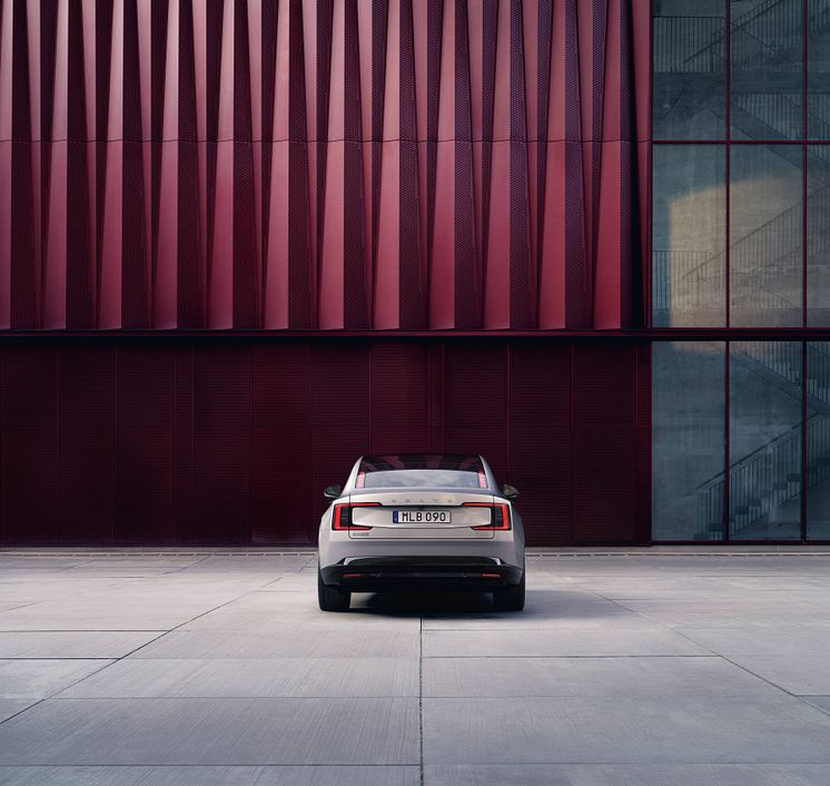342383_Volvo_ES90_Exterior.jpg
