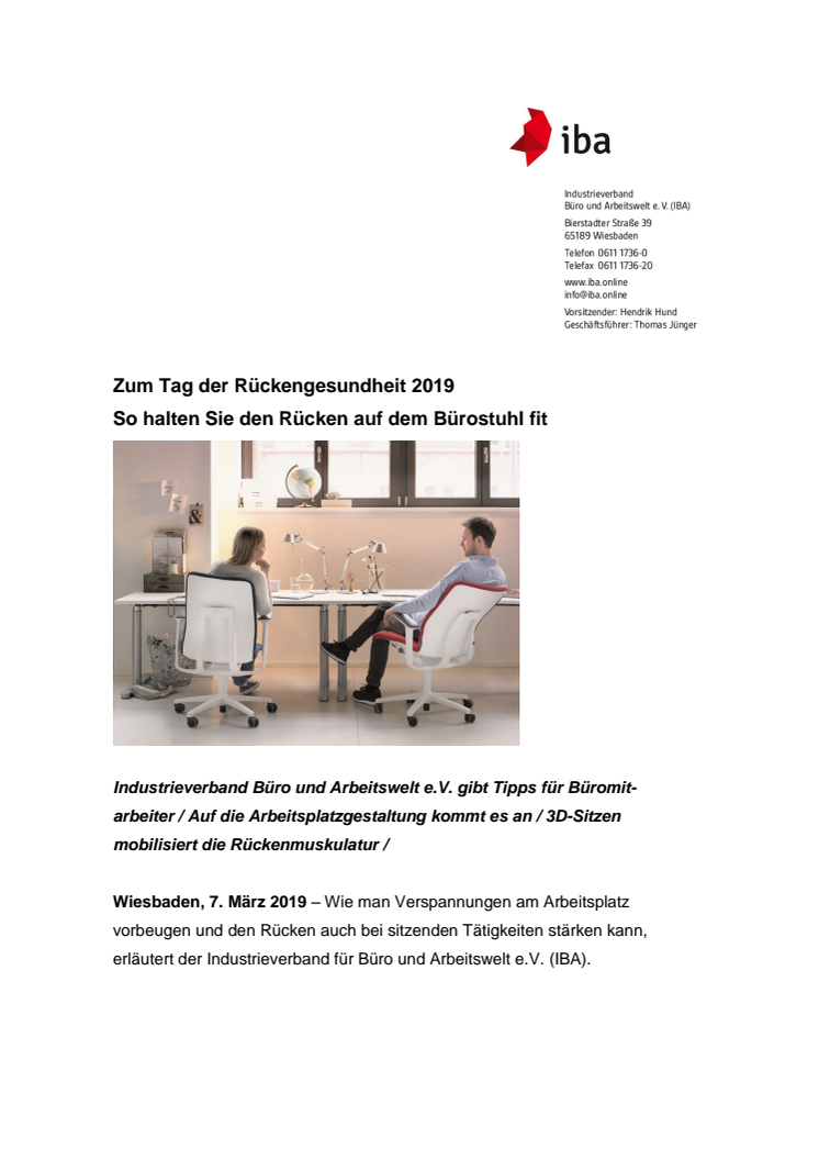 Zum Tag der Rückengesundheit 2019 - So halten Sie den Rücken auf dem Bürostuhl fit