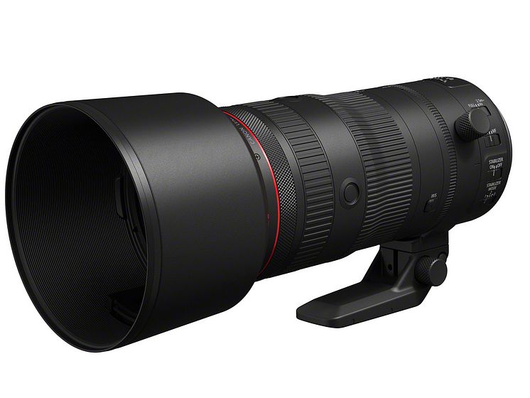 18_Canon RF 70-200mm F2.8L IS USM Z_BK_FrontSlant_L_tripod_hood.jpg