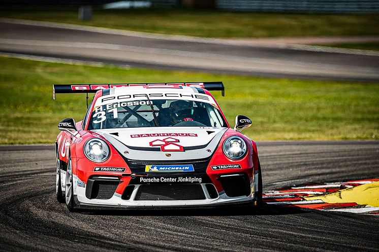 Hampus Ericsson, mästerskapstvåa och trefaldig racevinnare i årets Porsche Carrera Cup Scandinavia, är uttagen till Porsche Motorsport Junior Programme Shoot-out..jpeg