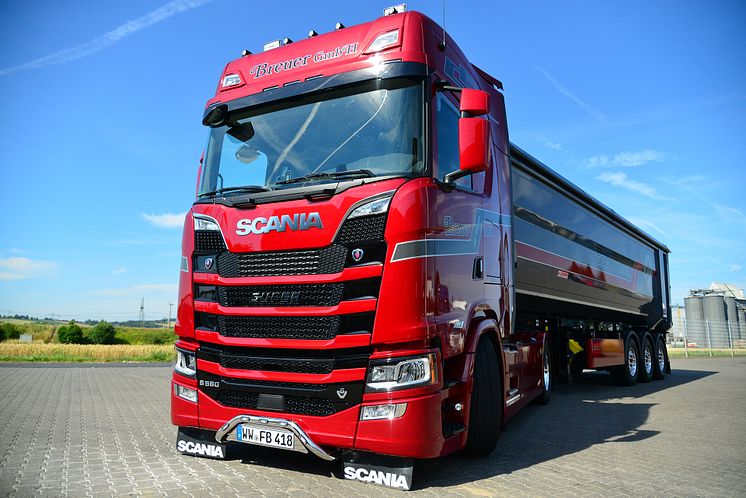Nutzt Finanzierungs- und Versicherungslösungen der Scania Finance die Breuer GmbH
