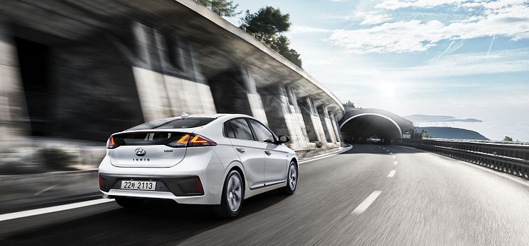 New Hyundai IONIQ (2)